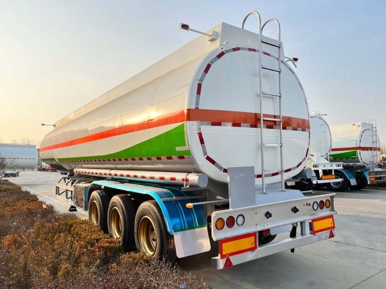 Remorque citerne diesel (3)