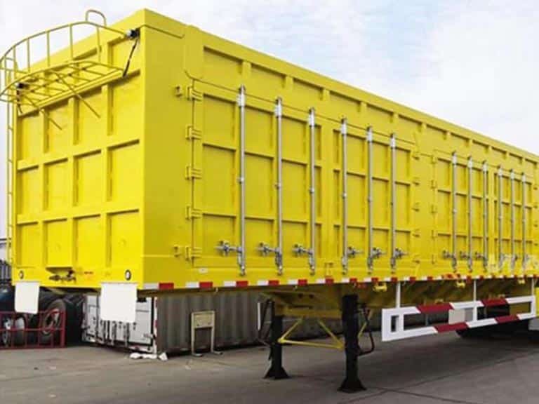 Remorque à bascule latérale 4