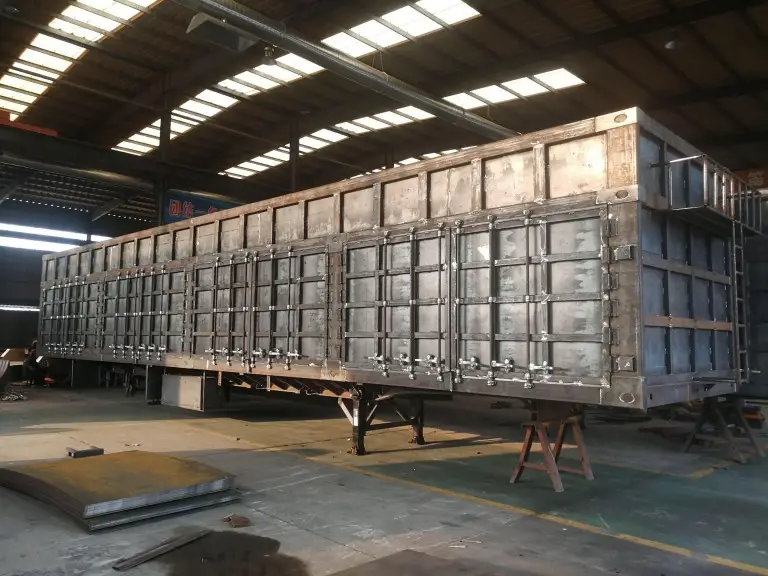 Los semirremolques tipo caja de GENRON para exportar a Zambia están en producción