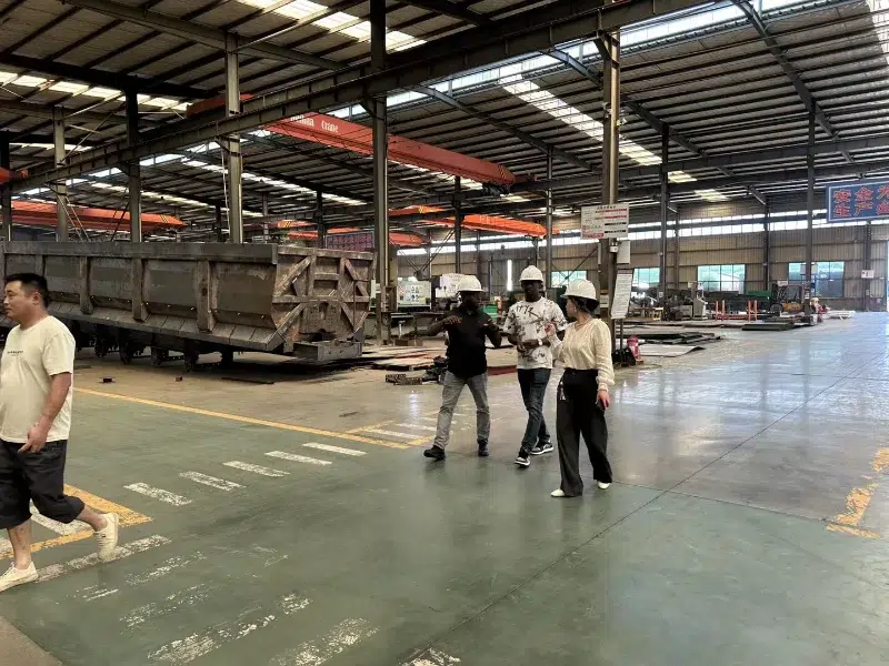 Genron trailer factory